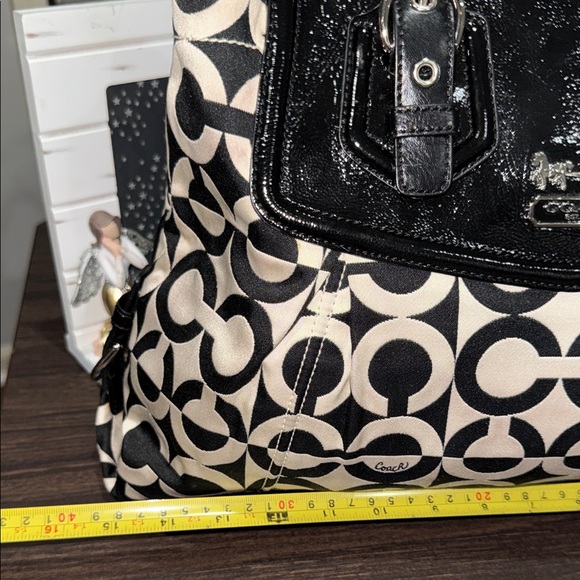 Coach Monochrome Patterned Shoulder Bag - Picture 13 of 17